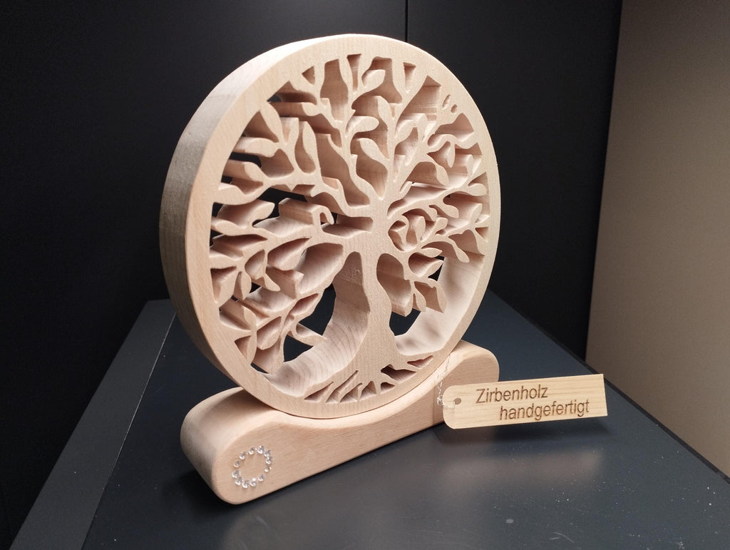 Lebensbaum aus Zirbenholz  mit Swarovski-Strass