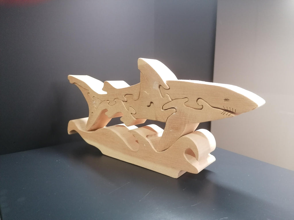 Zirbenholz Puzzle Haifisch