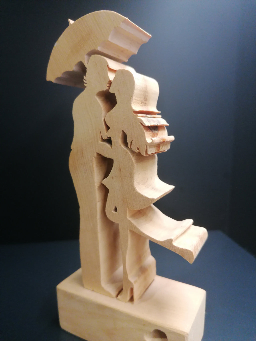 Küsse unterm Regenbogen aus Zirbenholz