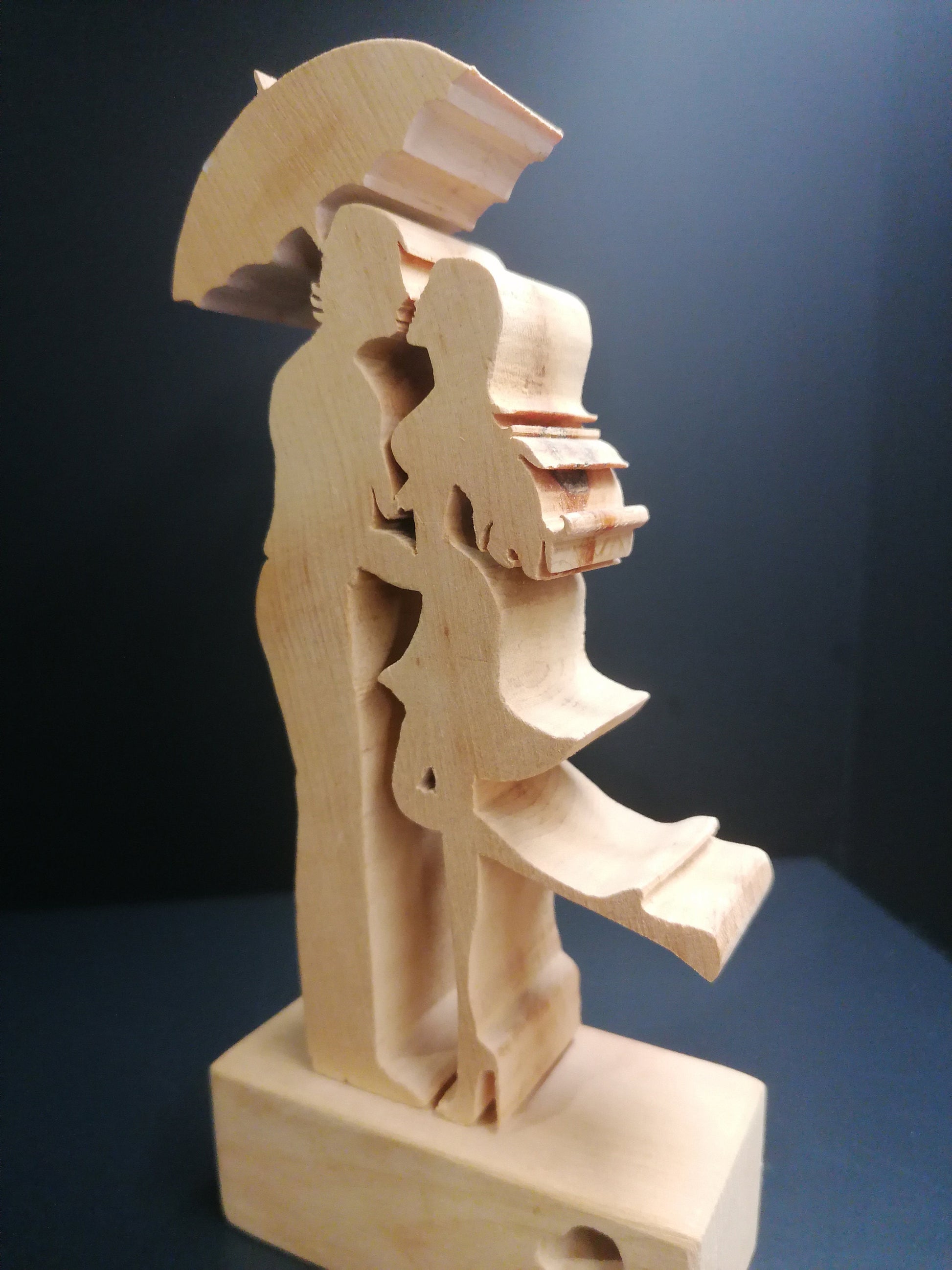 Küsse unterm Regenbogen aus Zirbenholz