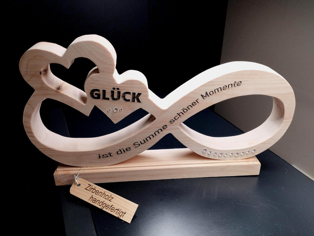 Zirbenholz - Unendlichkeit mit Herzen und Zirkonia Strass Steinen
