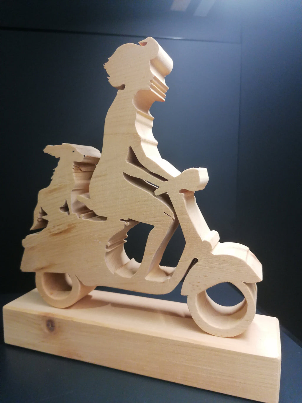 Fahrt mit meinem Hunderl aus Zirbenholz