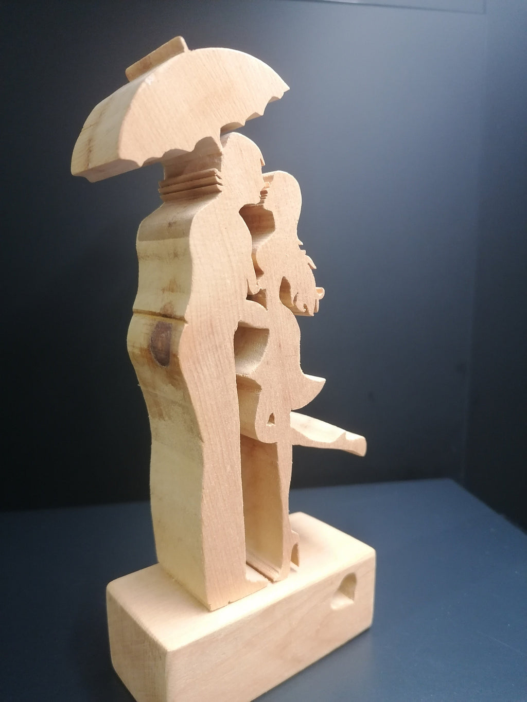 Küsse unterm Regenbogen aus Zirbenholz